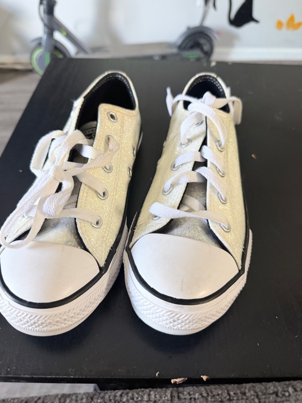 Girls' Sparkle Low-Top Converse- White